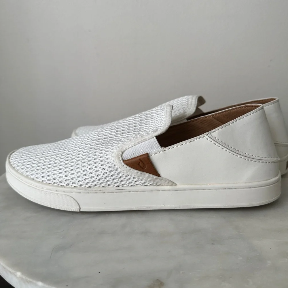 Olukai Pehuea Slip-On Shoes in Bright White Breathable slip on Sneakers 9.5